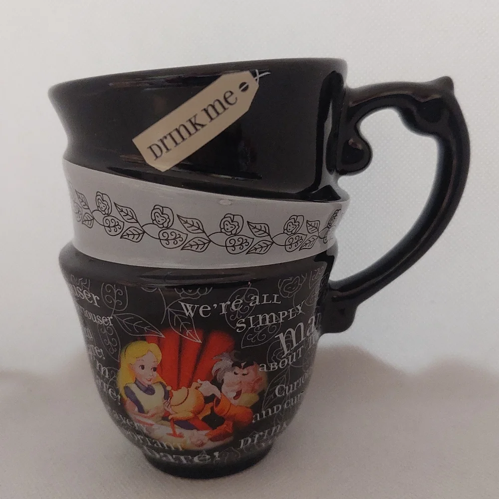 Alice in Wonderland "Drink Me" Disney Parks Exclusive Mug - Picture 2 of 9
